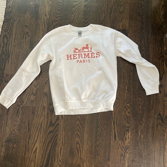 White “Hermes” sweatshirt!! - Picture 1 of 4